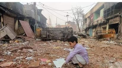 യുദ്ധസമാനം തെരുവുകള്‍; ദില്ലി കലാപാനന്തര ചിത്രങ്ങള്‍