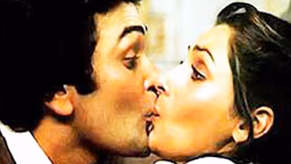 With or without consent: Nine onscreen kisses which will remain in your mind