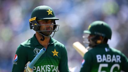 വേഗം കൊണ്ട് വിറപ്പിക്കാന്‍ ബാബറും സംഘവും, ഫഖര്‍ സമാന്‍ പുറത്ത്; ടി20 ലോകകപ്പിനുള്ള പാക് ടീമിനെ പ്രഖ്യാപിച്ചു