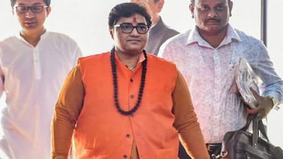 Pragya Thakur: கொந்தளிப்பான பேச்சு! பாஜக எம்.பி. பிரக்யா தாக்கூர் மீது கர்நாடக போலீஸார் எப்ஐஆர் பதிவு! 