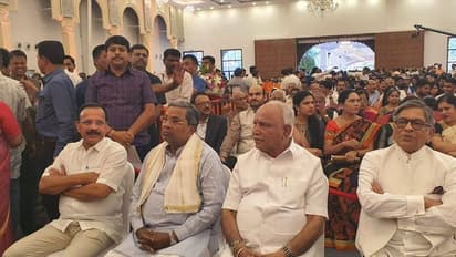 ಚಿತ್ರಗಳು: ರಾಜಕೀಯ ಬದ್ಧವೈರಿಗಳ ಸಮಾಗಮ, ಸಿದ್ದು ಮಾತಿಗೆ BSY ಭಾವುಕ