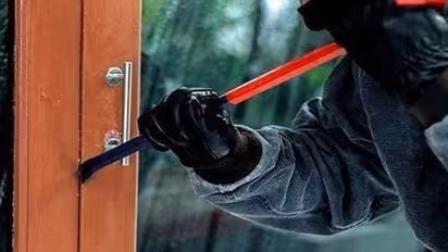 ಗೆಳೆಯನ ಪ್ರಾಣ ಉಳಿಸಲು ಇದು ಅನಿವಾರ್ಯ; ಪೊಲೀಸ್ ಮನೆ ದೋಚಿದ ಕಳ್ಳನ ಭಾವುಕ ಪತ್ರ!