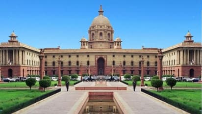 വിദേശത്ത് കുടുങ്ങിക്കിടക്കുന്നവര്‍ക്ക് മുന്‍ഗണന, കൊവിഡ് പരിശോധന നിര്‍ബന്ധമല്ലെന്നും കേന്ദ്രത്തിന്‍റെ മാര്‍ഗരേഖ