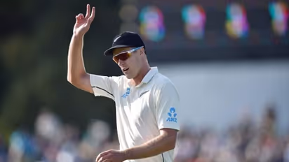 48 റണ്സിനിടെ 6 വിക്കറ്റ്; ക്രൈസ്റ്റ്ചര്ച്ചില് ഇന്ത്യ കുറഞ്ഞ സ്കോറില് പുറത്ത്