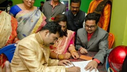 বৌভাতের আসরেই নবদম্পতির মরণোত্তর দেহদান, অনুপ্রাণিত হয়ে সামিল আরও  ১৮