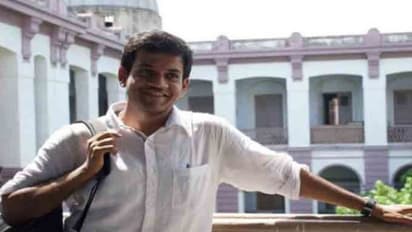 দিল্লিতে হিংসা, প্রধানমন্ত্রীর বিরুদ্ধে ফেসবুকে পোস্ট দিয়ে গ্রেফতার অধ্যাপক