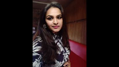 ದೇವರ ನಾಮ ಹಾಡಿ ಮೂಲಭೂತವಾದಿಗಳ ಕೆಂಗಣ್ಣಿಗೆ ಗುರಿಯಾದ ಸುಹಾನಾ ಸೈಯದ್!