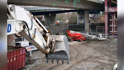 পুজোর আগেই চালু নয়া মাঝেরহাট সেতু, ফের কাজ শুরুর অনুমতি দিল সিআরএস