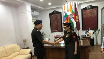 দেশের তৃতীয় মহিলা লেফটেন্যান্ট জেনারেল, মাতৃত্ব থেকে ভারতীয় সেনাবাহিনীতে মাধুরী কানিতকার