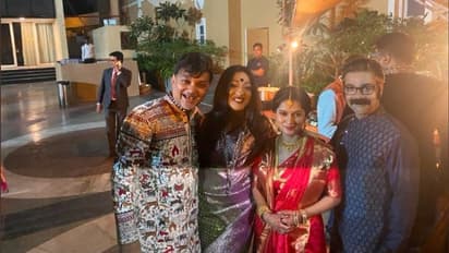 লিপ ডে-তেই রিসেপশন, বউভাত স্মরণীয় করে রাখলেন সৃজিত-মিথিলা