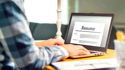 இரண்டரை கோடி பேர் வேலை இழக்கும் துயரம்..! கொரோனா எதிரொலி..!