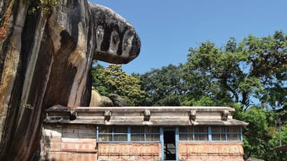 ಚಂದ್ರಗುತ್ತಿಯಲ್ಲಿ ಬೆತ್ತಲೆ ಸೇವೆ : ಜಿಲ್ಲಾಧಿಕಾರಿ ಕಟ್ಟುನಿಟ್ಟಿನ ಸೂಚನೆ