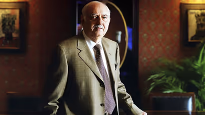 Pallonji Mistry, chairman of the Shapoorji Pallonji group, passes away at the age of 93