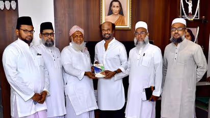 ரஜினிகாந்த் வீட்டிற்கு படையெடுக்கும் முஸ்லீம் அமைப்புகள்.!! குஷியில் ரஜினி ரசிகர்கள்.