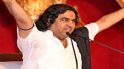 कथावाचक देवकीनंदन ठाकुर समेत 6 पर केस दर्ज, महिला से छेड़छाड़ करने का आरोप