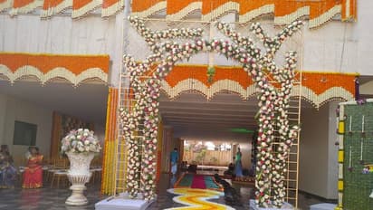 బళ్లారి శ్రీరాములు కూతురి పెళ్లి: అంబానీ, గాలి జనార్దన్ రెడ్డిలకు మించి