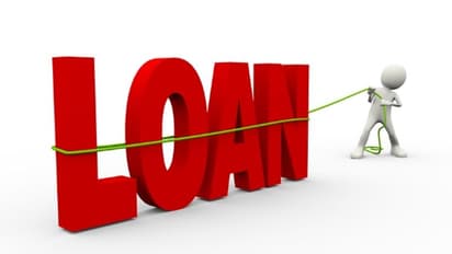 లోన్స్ పై రిలీఫ్: కానీ ఈఎంఐ ప్లస్ క్రెడిట్ బకాయిలు తడిసి మోపెడ్
