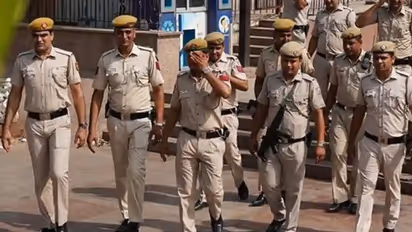 ദില്ലി കലാപം: വ്യാജ സന്ദേശം പ്രചരിപ്പിക്കുന്നവർക്കെതിരെ കർശന നടപടിയുമായി പൊലീസ്, 24 പേർ പിടിയിൽ