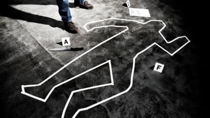 அதிக பணிச்சுமை..! ஆத்திரத்தில் உயரதிகாரியை அடித்துக்கொன்ற வயர்மேன்..!