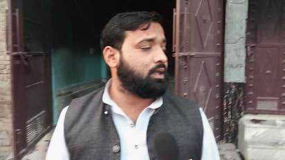 ദില്ലി കലാപം: ബിജെപി നേതാവിന്റെ വീടും അക്രമികള് അഗ്നിക്കിരയാക്കി