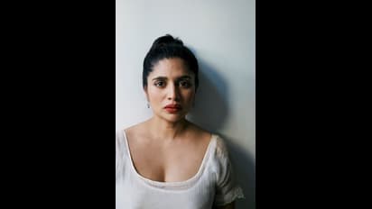 ರಾಮುಲು ಮಗಳ ಮೇಕಪ್‌ಗಾಗಿ ದೀಪಿಕಾ ಕಳುಹಿಸಿಕೊಟ್ಟ 'ಅಲಂಕಾರಾಸ್ತ್ರ'