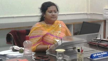 छत्तीसगढ़ में नौकरशाहों को हर महीने दी जाती थी घूस!