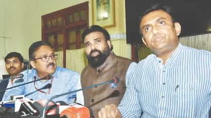 ಕೊರೋನಾ ಭೀತಿ: ಏರ್ಪೋರ್ಟ್ನಲ್ಲಿ 40 ಸಾವಿರ ಜನರ ತಪಾಸಣೆ