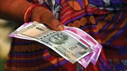 ரூபாய் நோட்டு, முக கவசத்தில்  கொரோனா  வைரஸ் எத்தனை நாள் தங்கி இருக்கும்  தெரியுமா.?