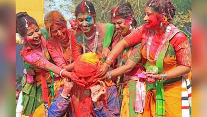 আম্রমুকুল আর পলাশ জানান দিচ্ছে বসন্তের, দোল উৎসবে মাতবে এবার শহর ও শান্তিনিকেতন