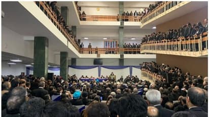 ജസ്റ്റിസ് മുരളീധറിന്റെ യാത്രയയപ്പിന് തിങ്ങി നിറഞ്ഞ സദസ്സ്; യഥാര്ത്ഥ ഹീറോയെന്ന് സോഷ്യല്മീഡിയ