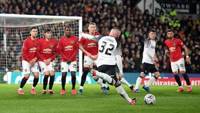 সুখকর হল না রুনি-ম্যান ইউ রিইউনিয়ন, এফ এ কাপের শেষ আটে রেড ডেভিলসরা