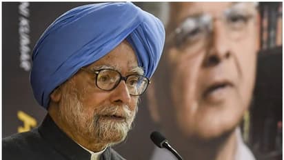 രാജ്യത്തിന്റെ സാമ്പത്തികനില അതീവ ഗുരുതരം; മെച്ചപ്പെടുത്താന് നിര്ദ്ദേശങ്ങളുമായി മന്മോഹന് സിംഗ്