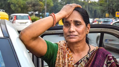 Nirbhaya’s mother appeals to SC to frame guidelines to deal with rape cases
