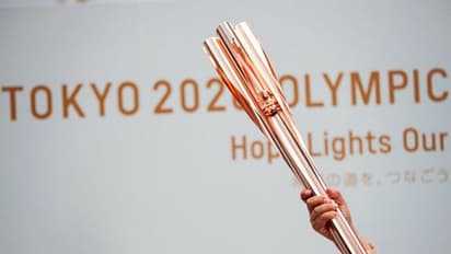 കൊറോണ ഭീതി: ഒളിംപിക്സ് ദീപശിഖാ കൈമാറ്റച്ചടങ്ങില് നിന്ന് കുട്ടികളെ ഒഴിവാക്കി