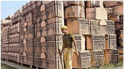 രാമക്ഷേത്ര നിര്മ്മാണത്തിന് പുരാതന നാണയം സമ്മാനിച്ച് മുസ്ലിം യുവാവ്, വില ലക്ഷങ്ങള്