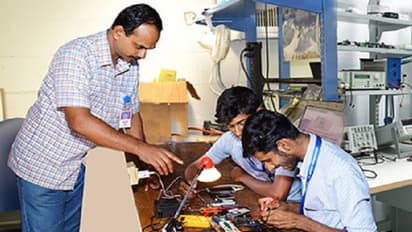 స్వయం ఉపాధి కోర్సుల్లో శిక్షణ...వెంటనే దరఖాస్తు చేసుకోండీ...