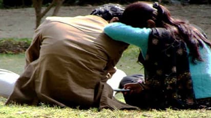 பேரழகியாய் வர்ணித்து பேராசிரியையுடன் உல்லாசம்... மோகம் தீர்ந்தவுடன் எஸ்கேப்பான பேராசியருக்கு கைக்காப்பு..!