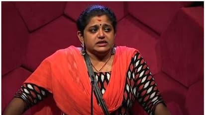 എന്താണ് വിഷമമെന്ന് ബിഗ് ബോസ്, പൊട്ടിക്കരഞ്ഞ് കാര്യം പറഞ്ഞ് വീണ