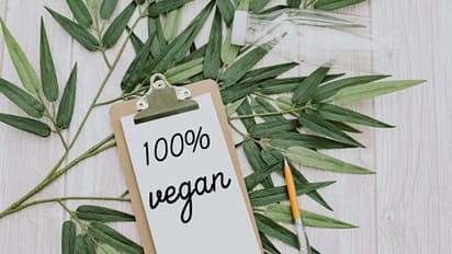 ಶುರುವಾಗಿದೆ ಹೊಸ ಫುಡ್ ಟ್ರೆಂಡ್; ನಾನ್‌ ವೆಜ್‌ನಿಂದ ವೆಜ್‌ ಕಡೆ ಬರ್ತಿದ್ದಾರೆ ಸೆಲಬ್ರಿಟಿಗಳು!