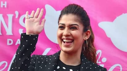 மகளிர் தினத்தில் லேடி சூப்பர் ஸ்டாருக்கு கிடைத்த கெளரவம்... ஸ்டைலிஷ் லுக்கில் கெத்து காட்டிய நயன்தாரா....!