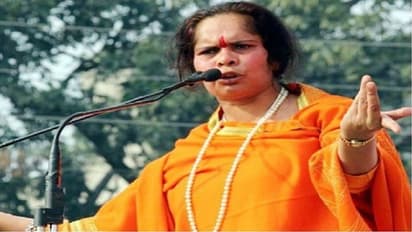 आजम खान पर भड़कीं साध्वी प्राची, दिया ये विवादित बयान