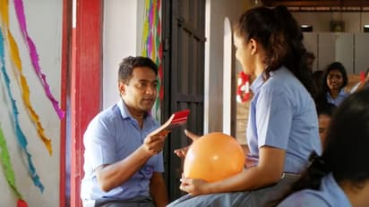 'കുഞ്ഞെല്ദോ'യുടെ അവസാന സ്കൂള് ദിനം; ആസിഫ് അലി ചിത്രത്തിലെ വീഡിയോ ഗാനം