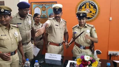 ಮಹಿಳಾ ದಿನಾಚರಣೆ:  ಬೆಂಗಳೂರು ವಿದ್ಯಾರ್ಥಿನಿಗೆ ಒಂದು ದಿನದ ಇನ್ಸ್‌ಸ್ಪೆಕ್ಟರ್ ಗೌರವ!