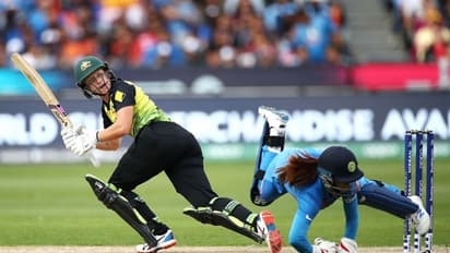 ಮೈದಾನದಲ್ಲಿ ಕಣ್ಣೀರಿಟ್ಟ ಭಾರತ ಮಹಿಳಾ ತಂಡಕ್ಕೆ ದಿಗ್ಗಜರ ಬೆಂಬಲ!