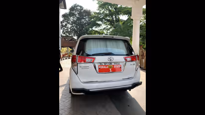 വനിതാ ദിനത്തില്‍ മുഖ്യമന്ത്രിക്ക് സുരക്ഷയൊരുക്കി വനിതാ കമാന്‍ഡോ സംഘം; ചിത്രങ്ങള്‍ കാണാം