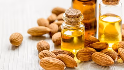 മുഖം തിളങ്ങാൻ ബദാം ഓയിൽ; ഈ രീതിയിൽ ഉപയോ​ഗിക്കൂ