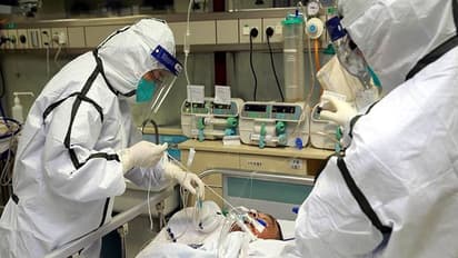 கொரோனாவில் இருந்து உயிர் தப்பிய 104 வயது மூதாட்டி...!! ஆச்சரியத்தில் திளைக்கும் சீன மருத்துவர்கள்..!!