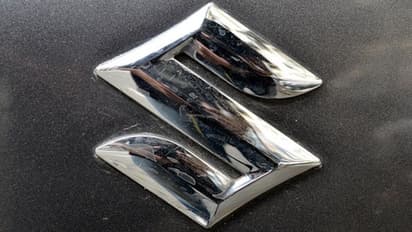 আরও নিম্নমুখী অটোমোবাইলের বাজার, অর্থবর্ষ শেষ হওয়ার আগেই গাড়ির উৎপাদন কমাল মারুতি