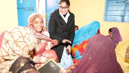 ഒരു കളക്ടര്‍ വിചാരിച്ചാല്‍ ചിലപ്പോള്‍ കുറേപ്പേരുടെ ജീവിതം തന്നെ മാറിയേക്കും!