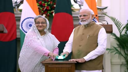 மோடிக்கு வந்த பயங்கர சோதனை...!! கொரோனாவால் ரத்தான வங்க தேசப் பயணம்..!!